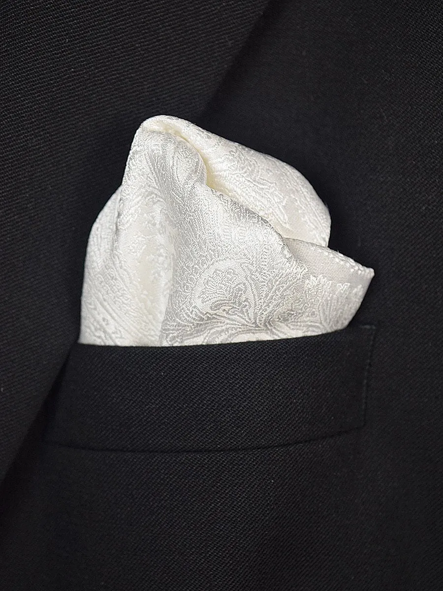 Boy's Pocket Square 19470 White Paisley