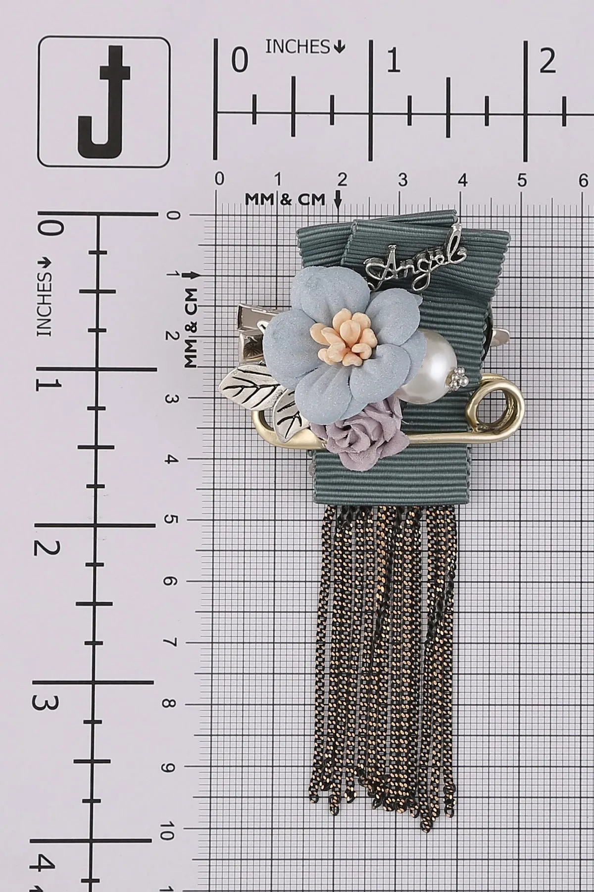 Multipurpose Cluster Design Multicoloured Brooch
